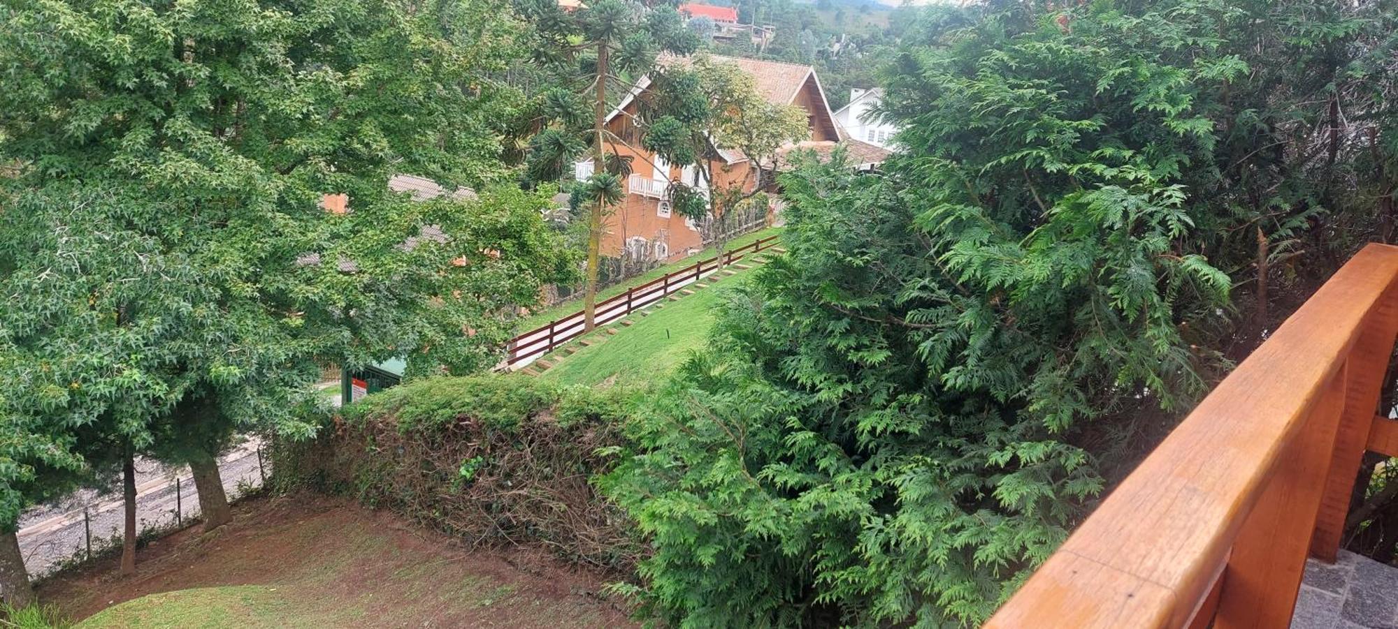Chale Com Hidromassagem Da Vick Hotel Campos do Jordão Buitenkant foto